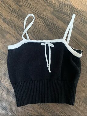 Black Knit Cropped Cami with White Trim
